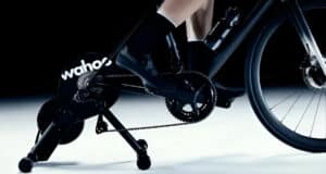 Cykel træningsprogram på en Wahoo Kickr Core hometrainer.