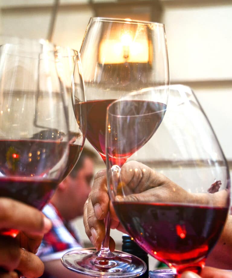 Et godt glas rødvin kan være en udmærket måde til at fejre og belønne dig selv efter en veloverstået træningssession.